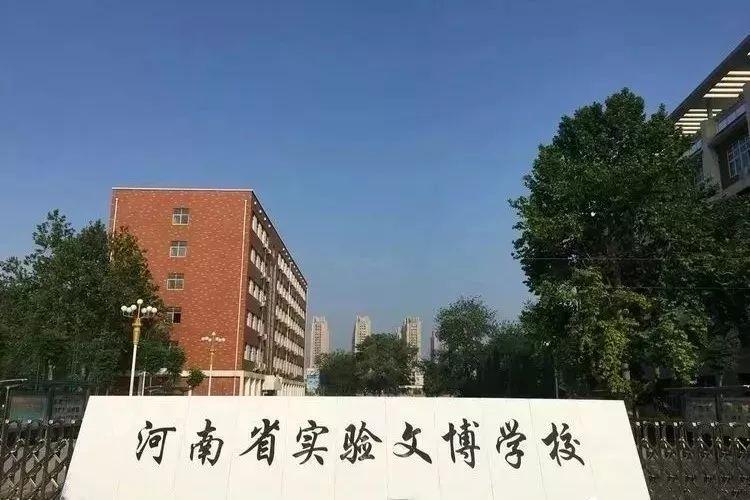 一览英才招聘网，企业人才的强大纽带连接平台